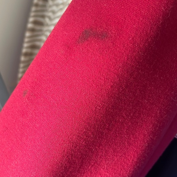 Tahari Cropped Red Big Button Blazer Career Jacket Back Pleat size 12 - Picture 3 of 3